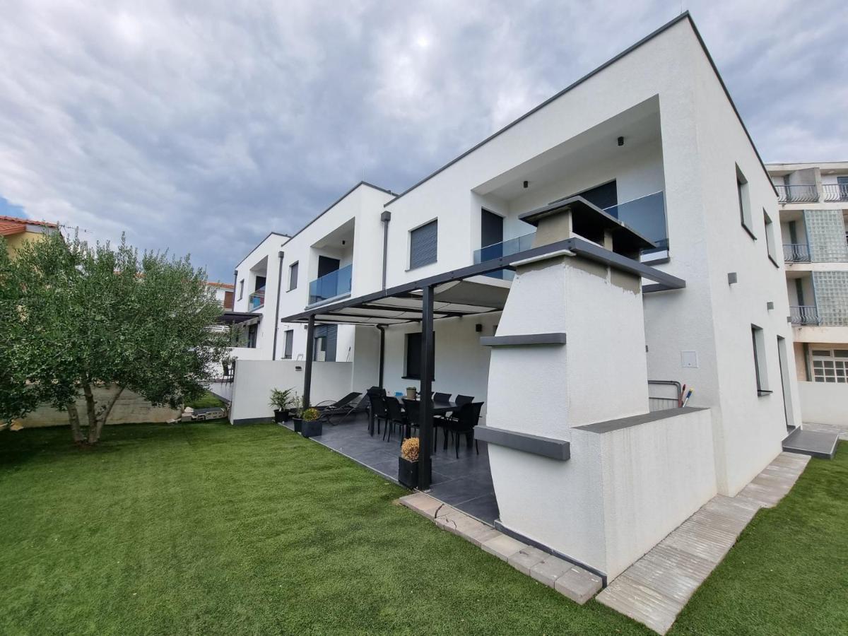Holiday House Gavran Водице Екстериор снимка
