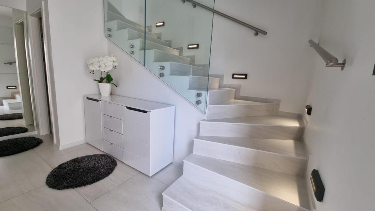 Holiday House Gavran Водице Екстериор снимка