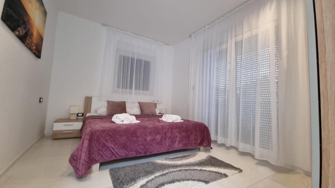 Holiday House Gavran Водице Екстериор снимка